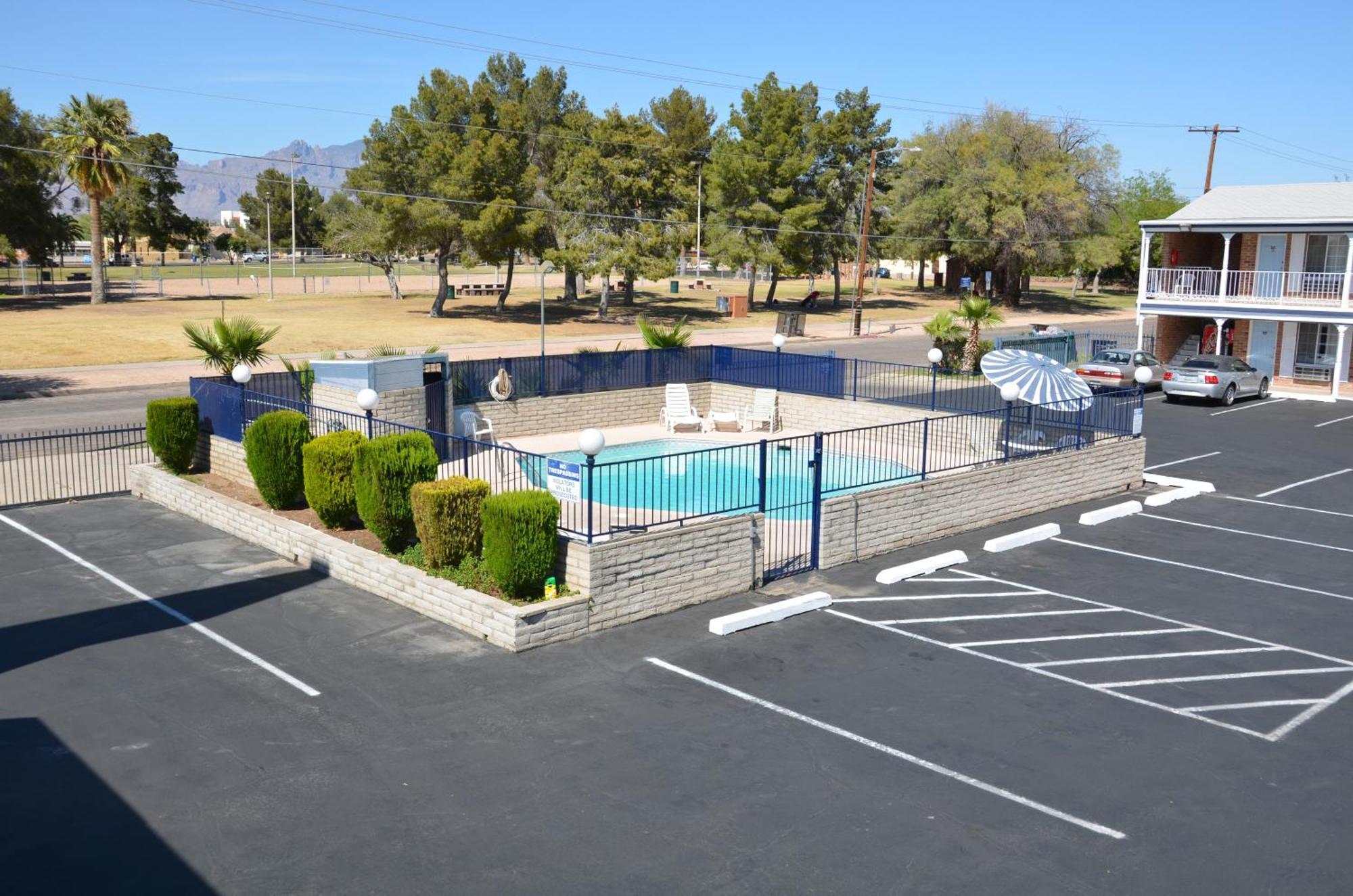 Motel University Inn